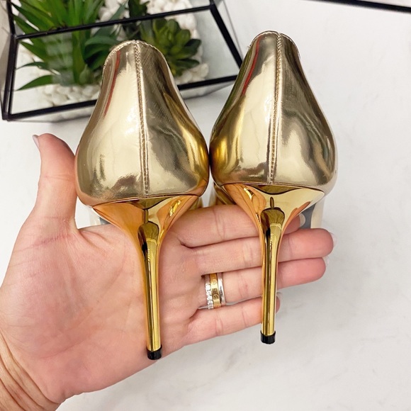 SOLD ✘ Versace Medusa Palazzo Gold High Heels - Picture 9 of 12